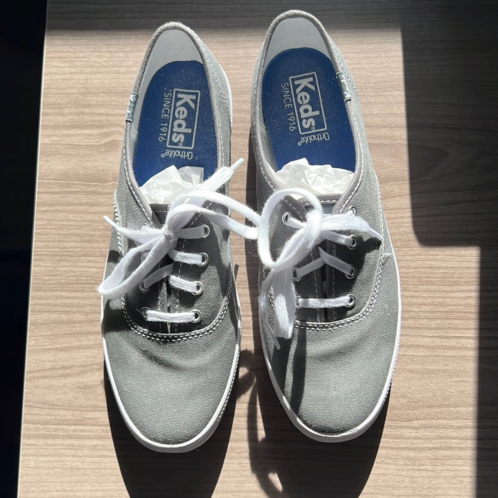 KEDS Gray Classic Champion Women’s Sneaker Size 6.5